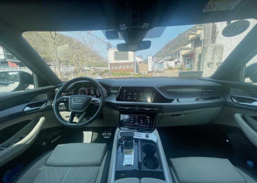 奥迪q6etron,试驾q6奥迪