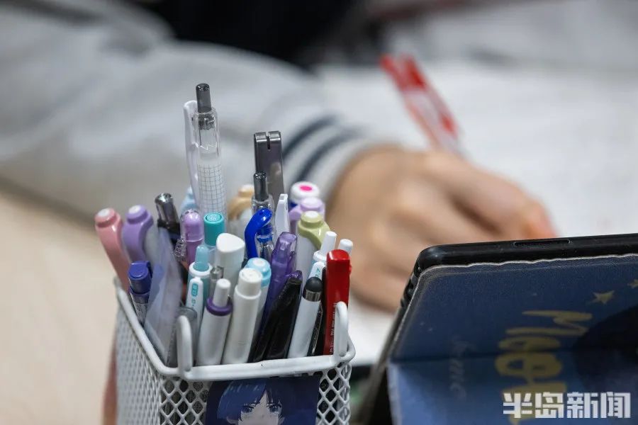 刚刚，青岛5万多勇士霸气走进战场！少年，此去何求？夺盛名、拔头筹、争魁首、独占鳌头！