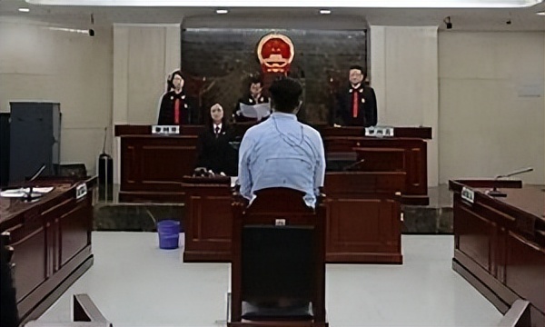 女儿食用奶粉患病父亲维权坐牢,孩子吃毒奶粉家长被抓