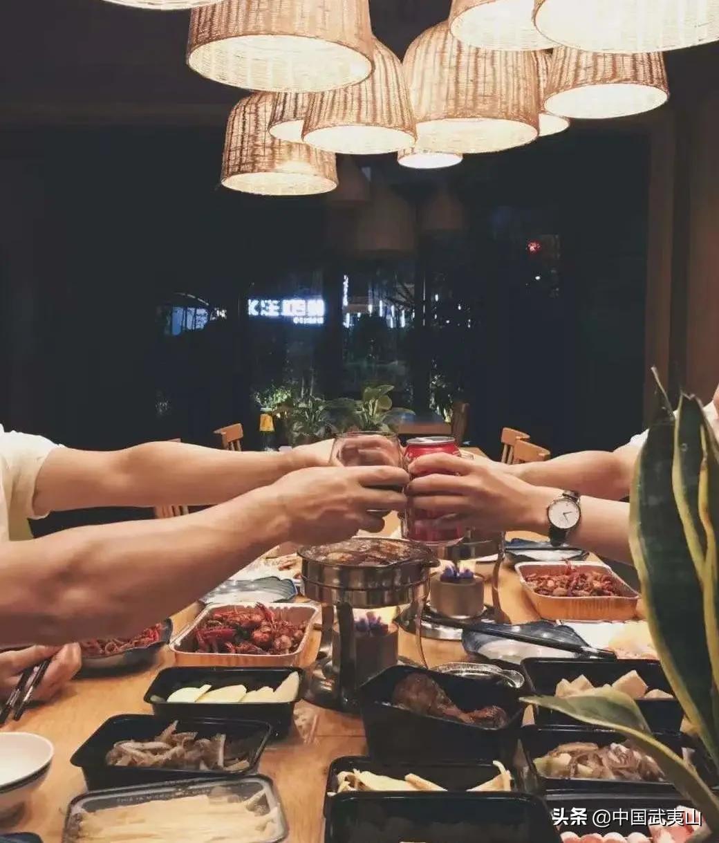 武夷山反响,武夷山茶香美宿