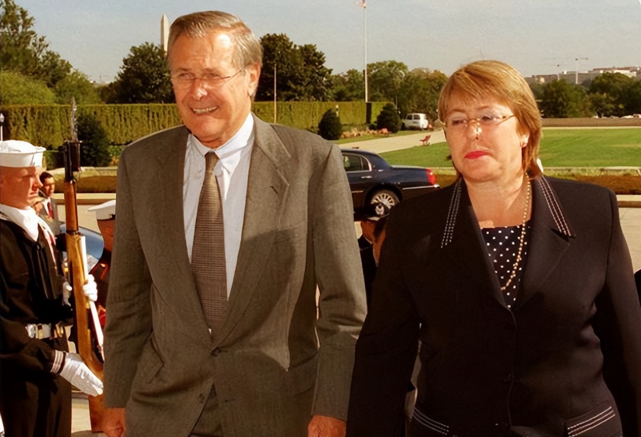 要注意巴切莱特这个女人：屡次冒犯中国，这个女人到底有何来历？