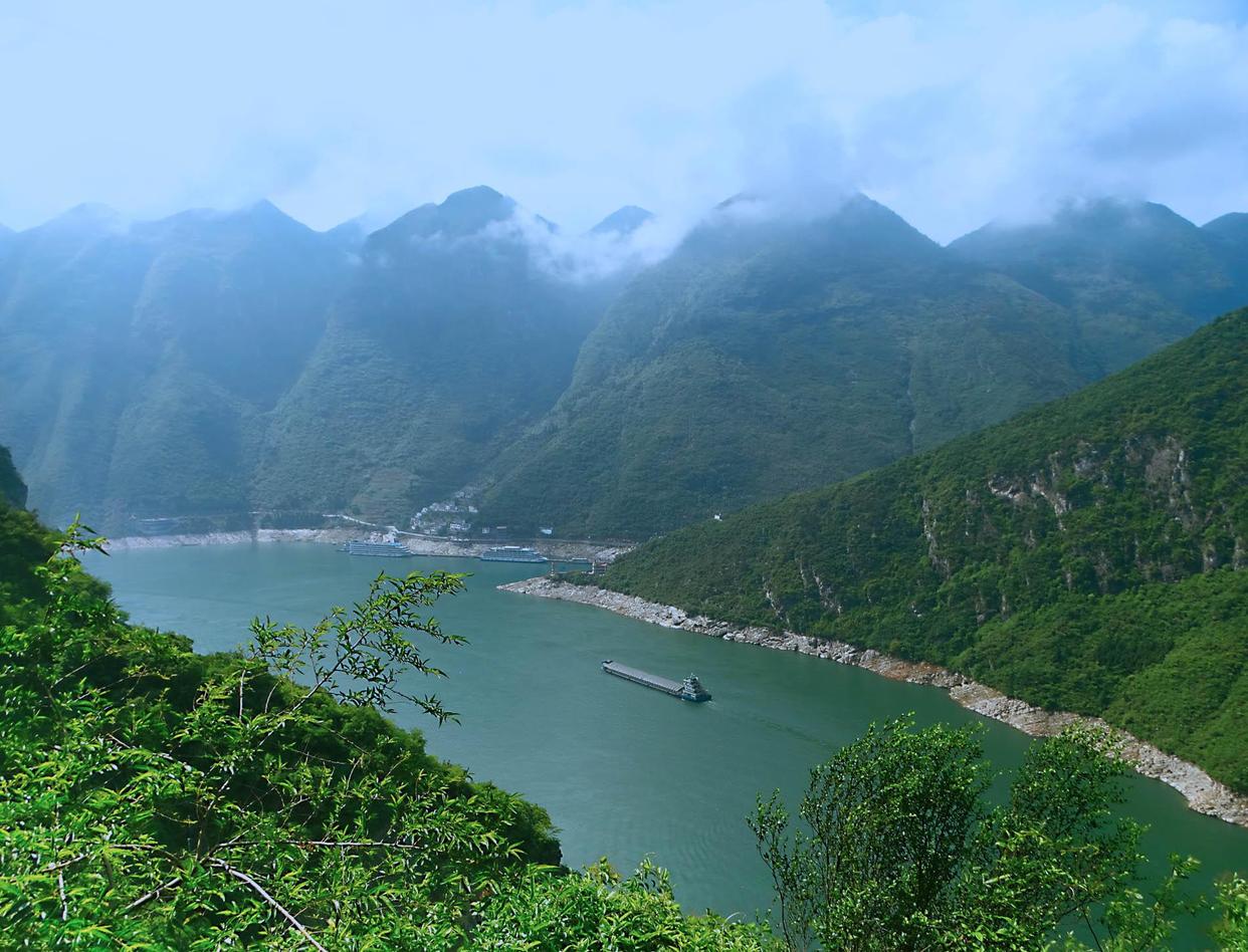 长江是世界第几大河最深多少米,长江哪个地方水量大