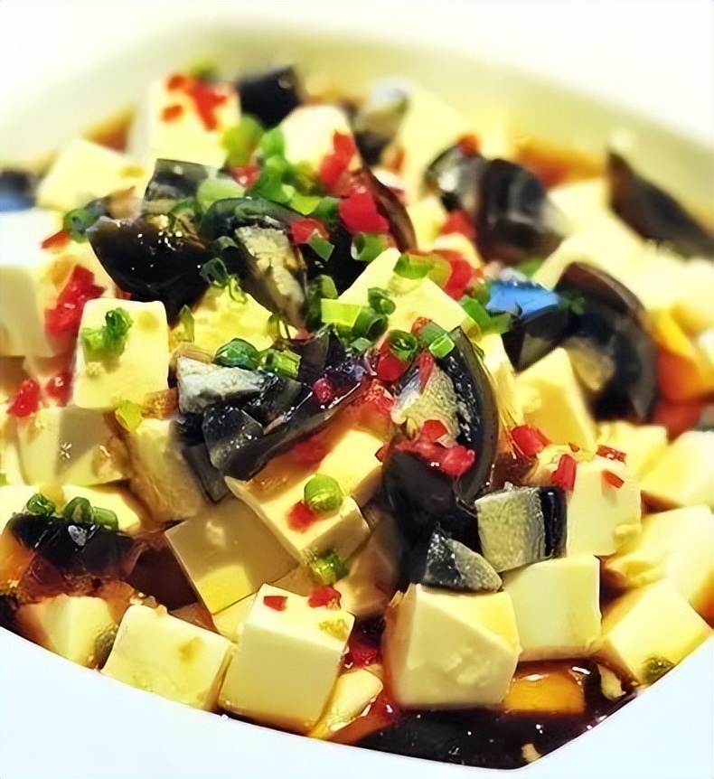 松花蛋内幕,松花蛋的名称怎么来的