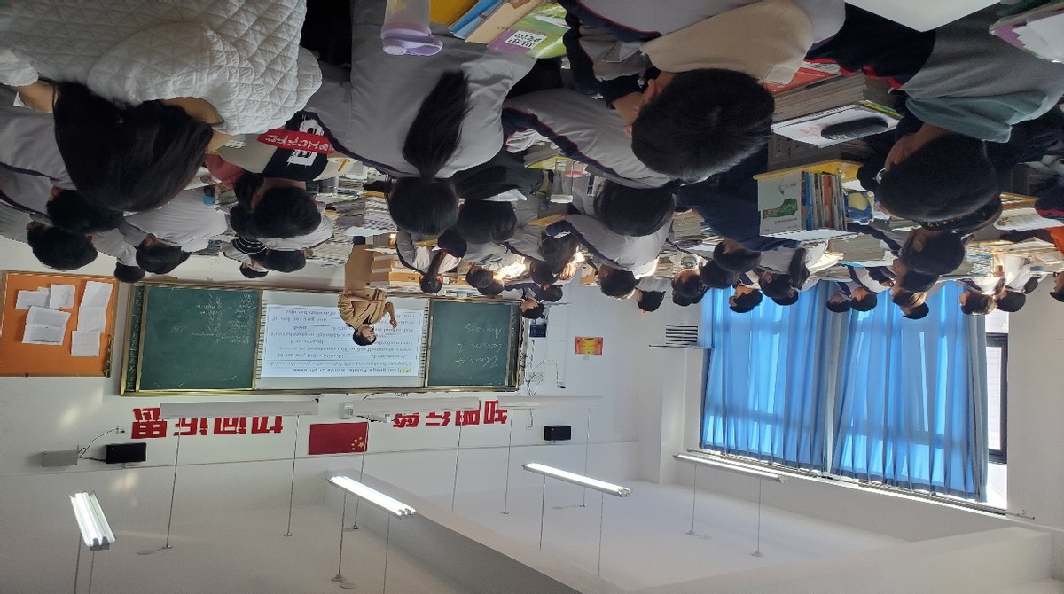 雪枫中学课间,雪枫中学西校区元旦