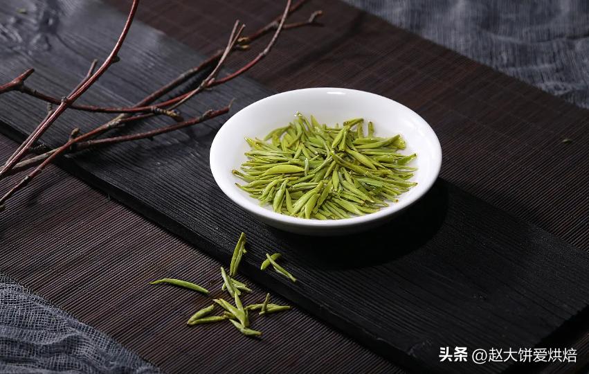 茶叶放一年多了还能喝吗,放了很多年的茶叶能喝吗有害吗