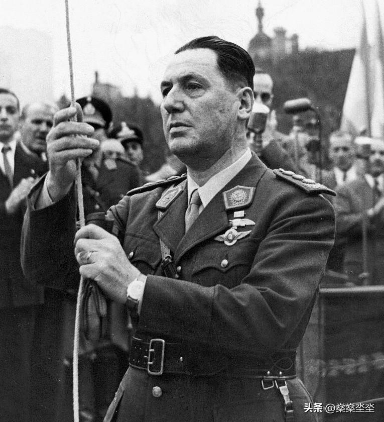 阿根廷歌曲别为我哭泣原唱,阿根廷歌别为我哭泣