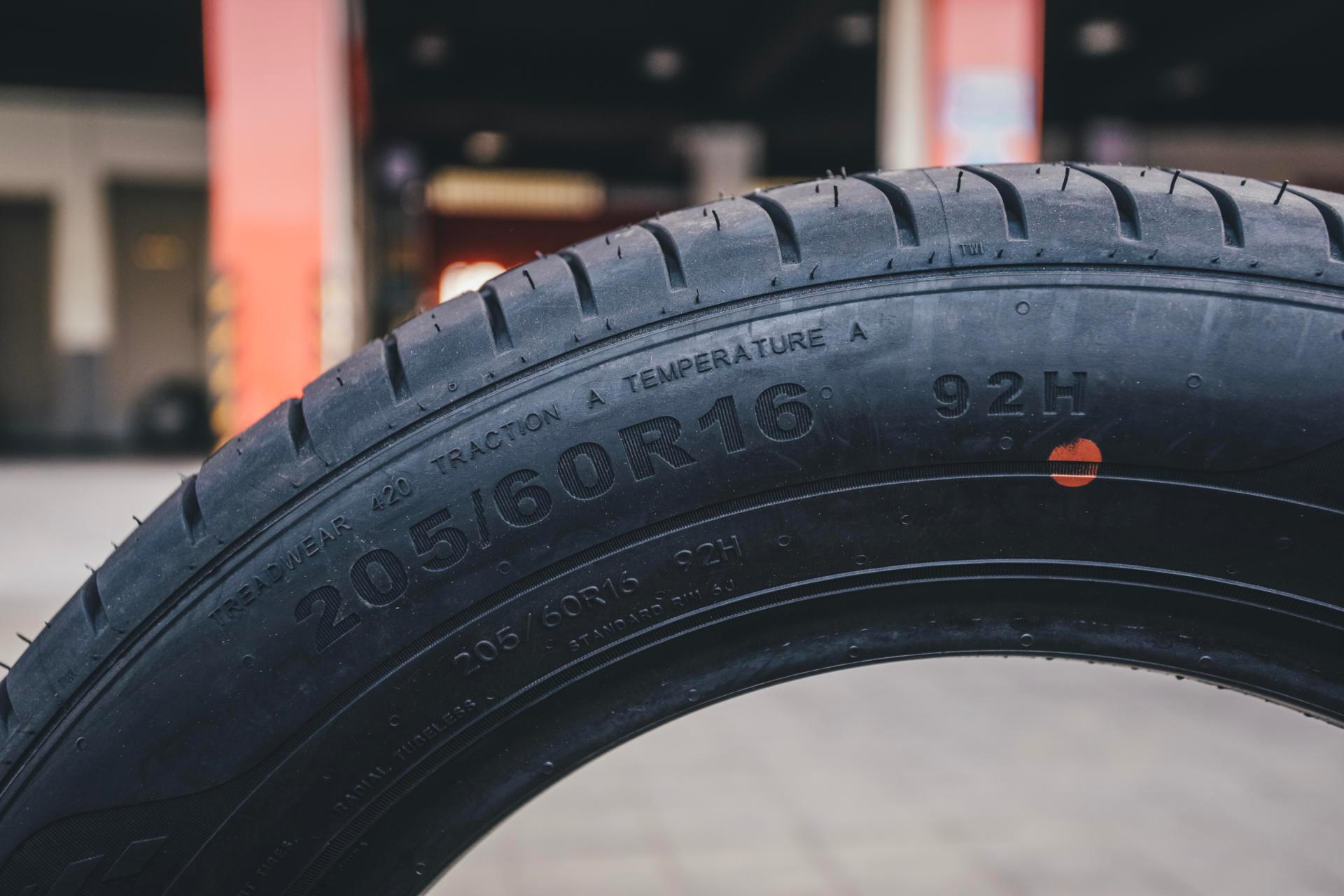 东风鹰击轮胎真实使用感受,给自己买人生第一辆车