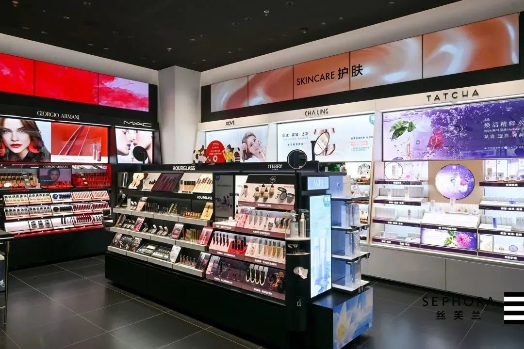 丝芙兰上海未来体验店,丝芙兰官网和线下门店区别