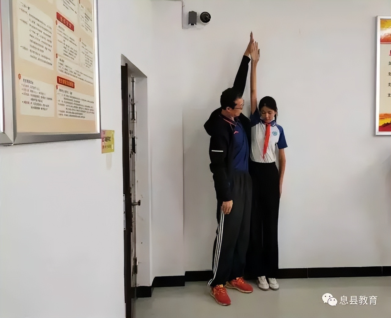 12岁女生身高160厘米适合打篮球吗,12岁女孩子1米8去打篮球