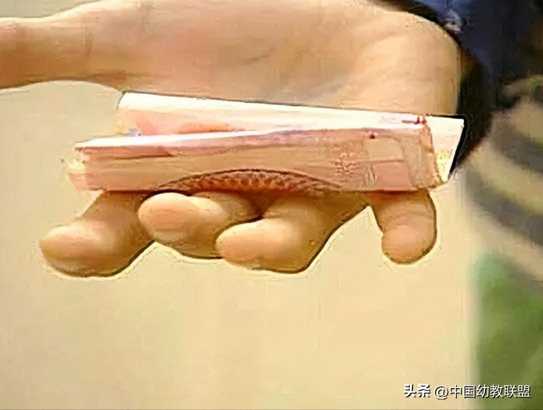 家长为什么不能随便给小朋友钱,为什么家长都愿意给孩子花钱