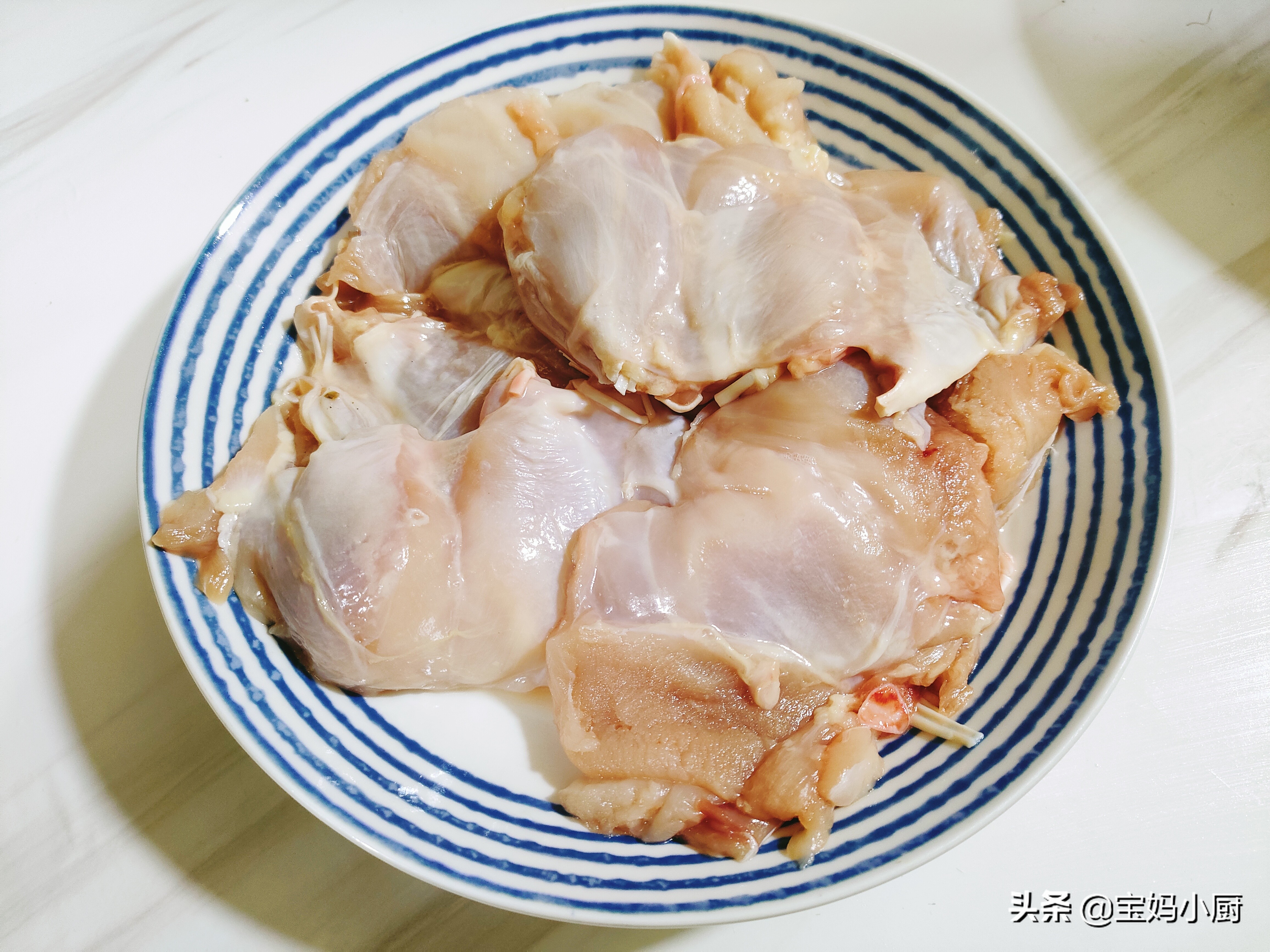 想吃水煮肉片在家自己做,喜欢吃水煮肉片自己在家做更健康