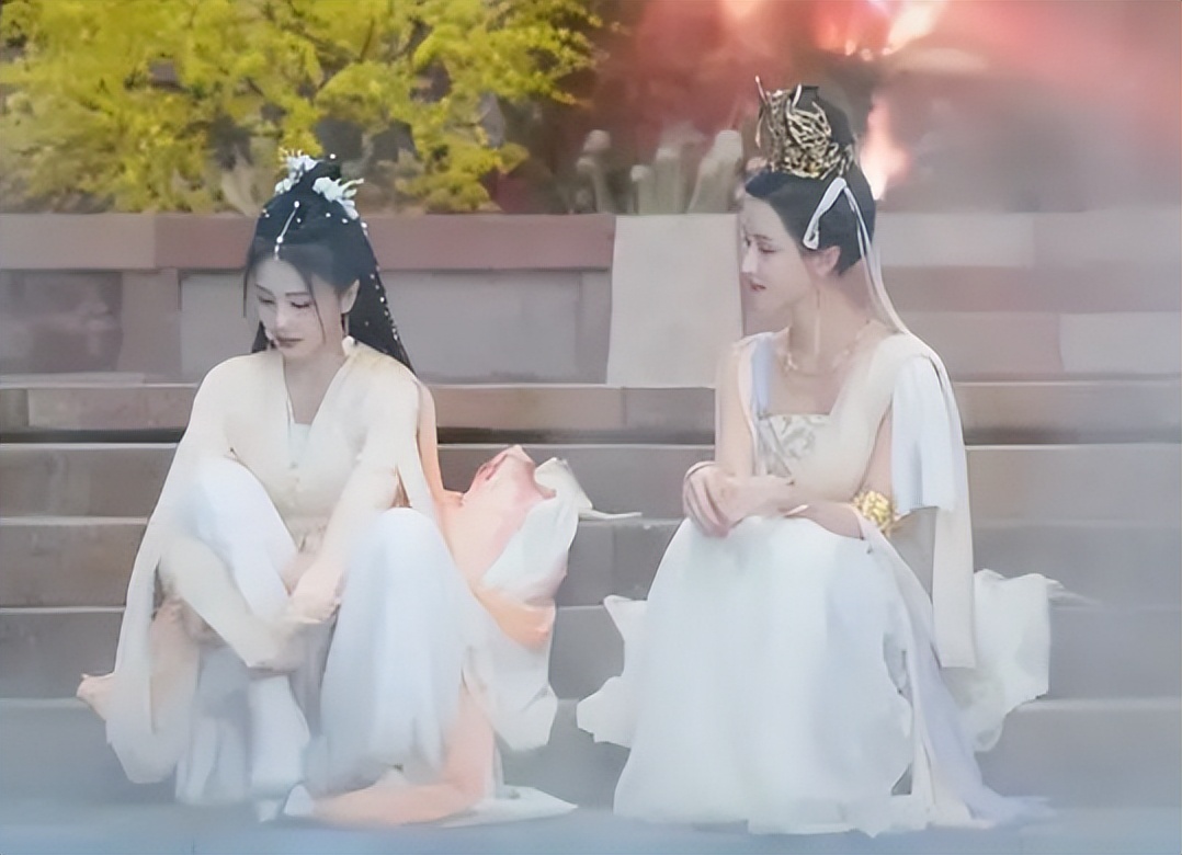 那些扮丑年轻却美若天仙女明星,曾经被嫌弃长得丑的女星