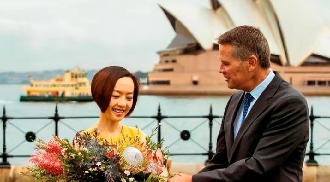 名和利，救不了鲁豫