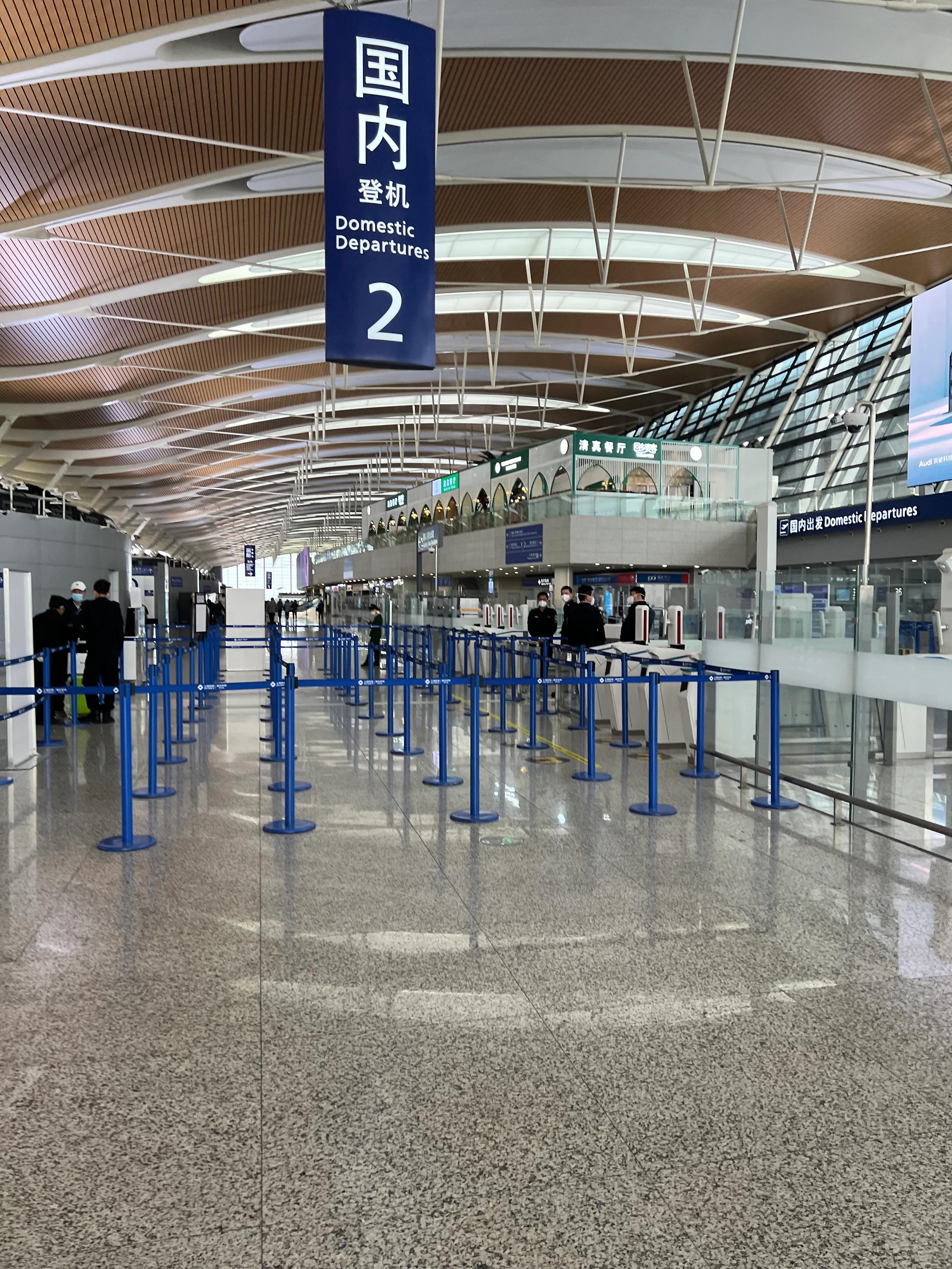 在浦东机场t2怎么去登机,浦东机场t2泰国登机流程