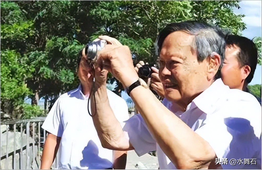 杨振宁四种力,杨振宁人格魅力