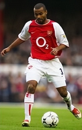 世界公认十大顶级左后卫,当今足坛十大左后卫