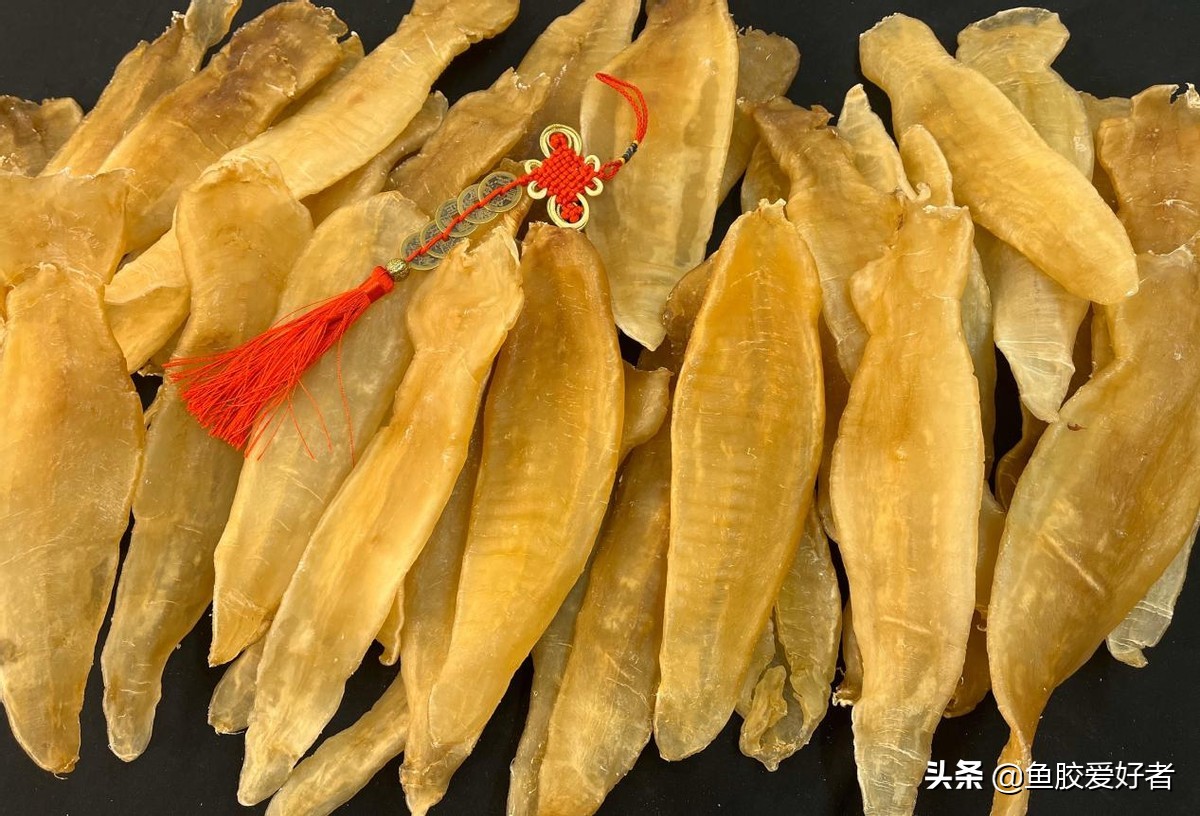 鱼胶颜色越深越老吗,鱼胶是不是年份越久越好呢