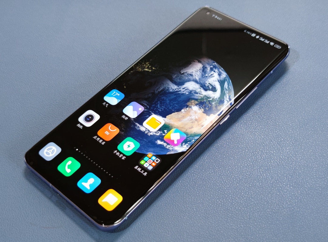 小米7.2寸手机荣耀折叠屏新机曝出,小米新款折叠屏手机和荣耀对比