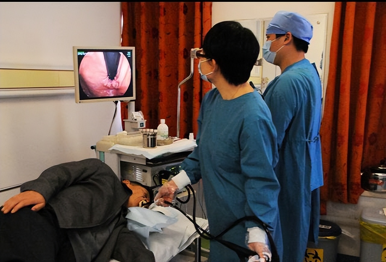 “普通胃镜”与“无痛胃镜”，二者有什么不同？医生告诉你答案