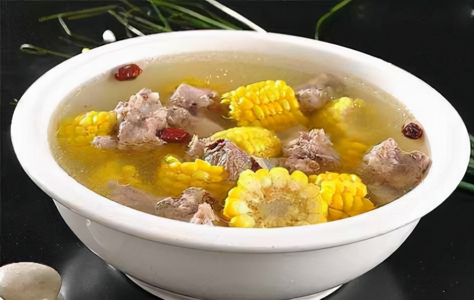 孕妇喝什么汤对胎儿骨的发育,孕妇前三个月喝什么汤好对胎儿好