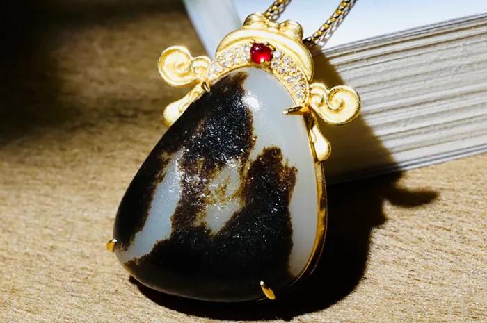 马达加斯加玛瑙黑皮山料,俄料仿籽黄皮