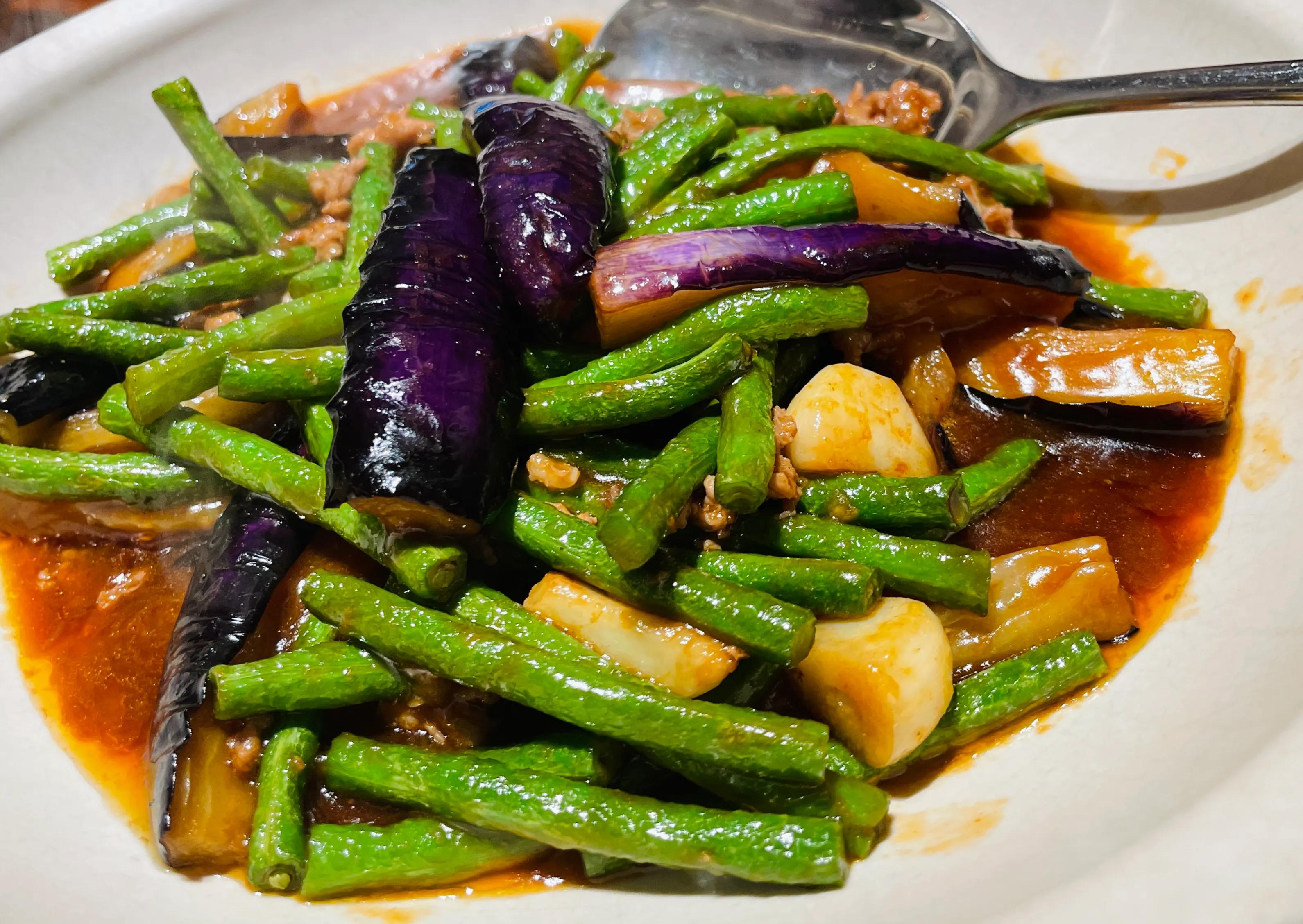 这家在南宁开十家店的广西特色菜餐馆,出品味道如何?