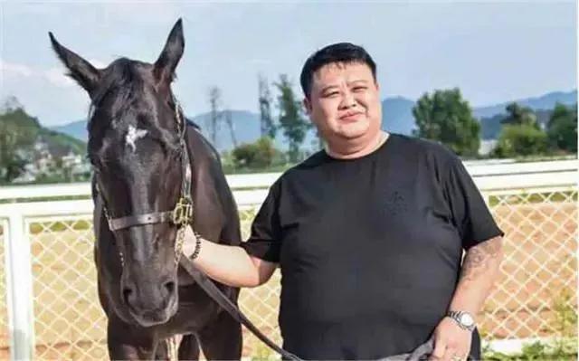 德云社相声演员有几个大胖子,相声德云社五大美男子