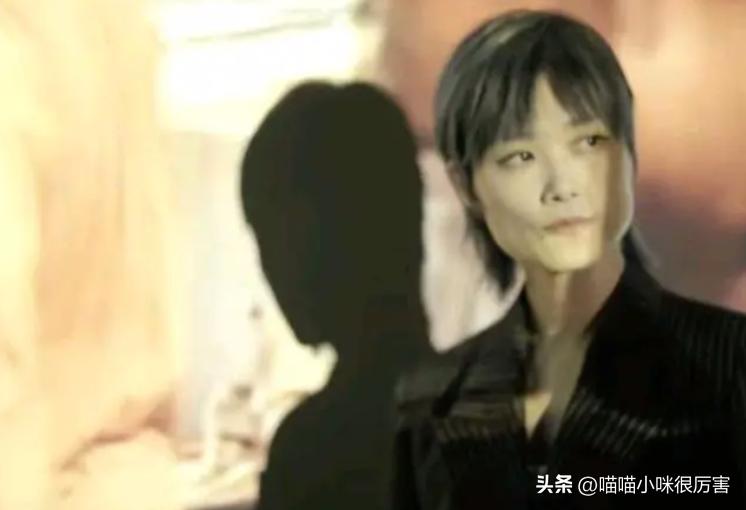 2005年李宇春什么歌夺冠,李宇春超女冠军是哪一天