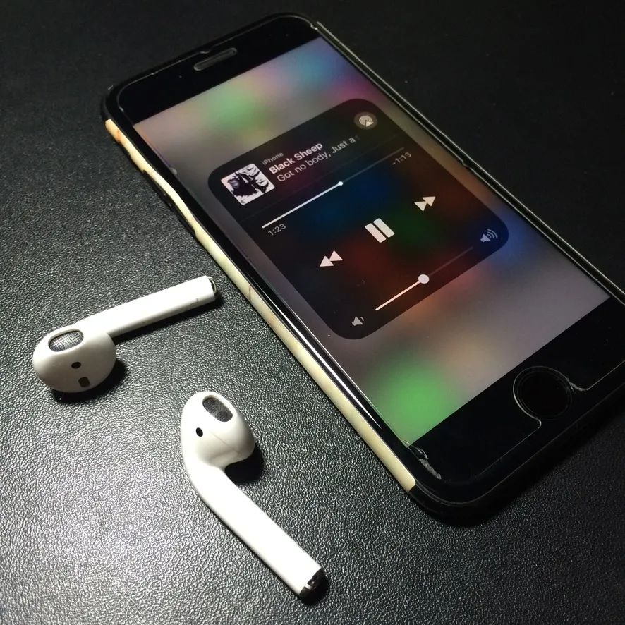 这样一台，出得了厅堂下得了厨房的本本，试问谁不爱呢