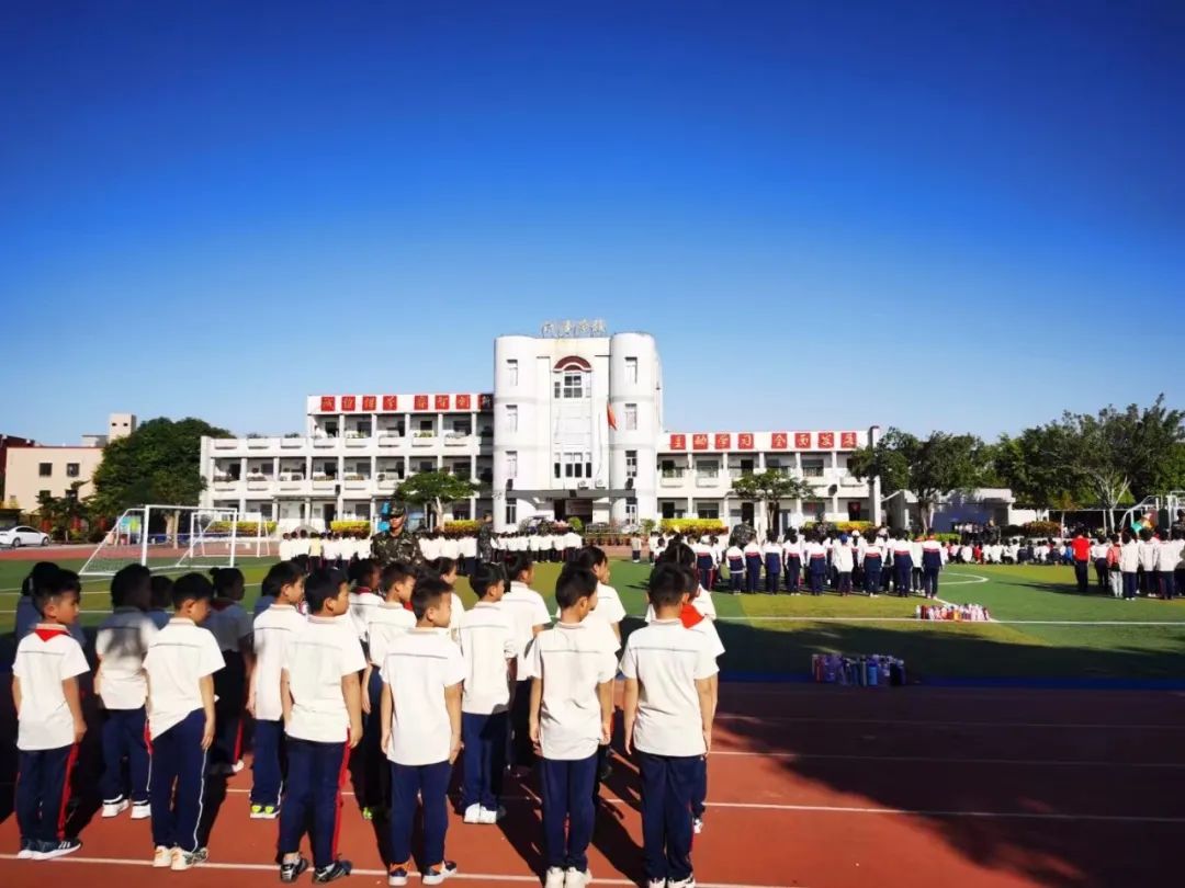 我们的校园,美丽的厦门何厝小学