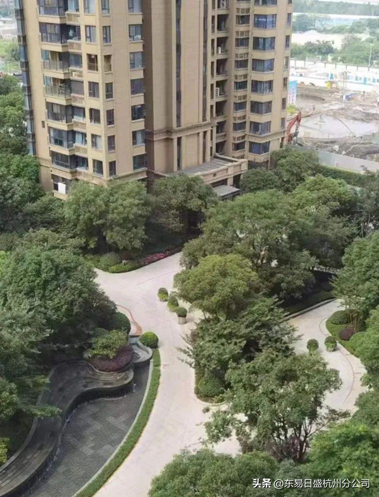 仲夏六月，美好将至|杭州东易日盛恭祝所有业主开工大吉！