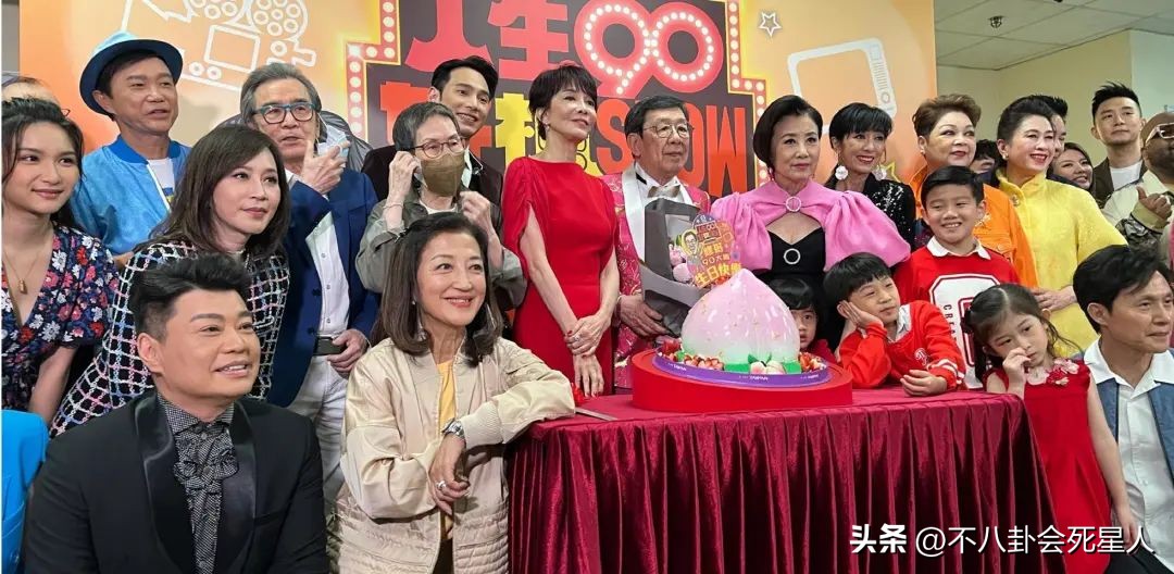 娱乐圈晚节不保的六位老戏骨,80位已逝香港明星