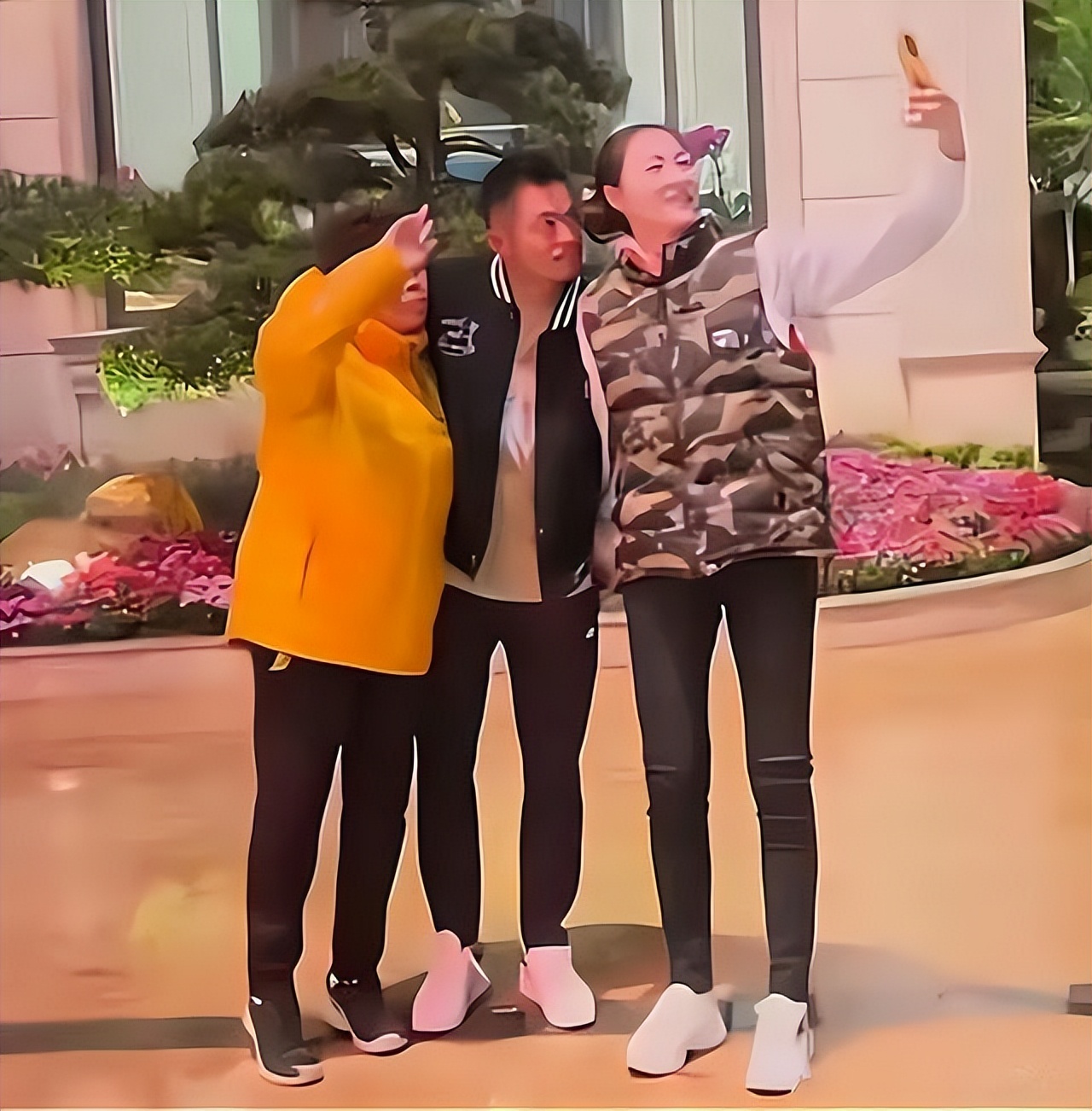 林丹生涯赚了多少钱,林丹当了多久的世界第一