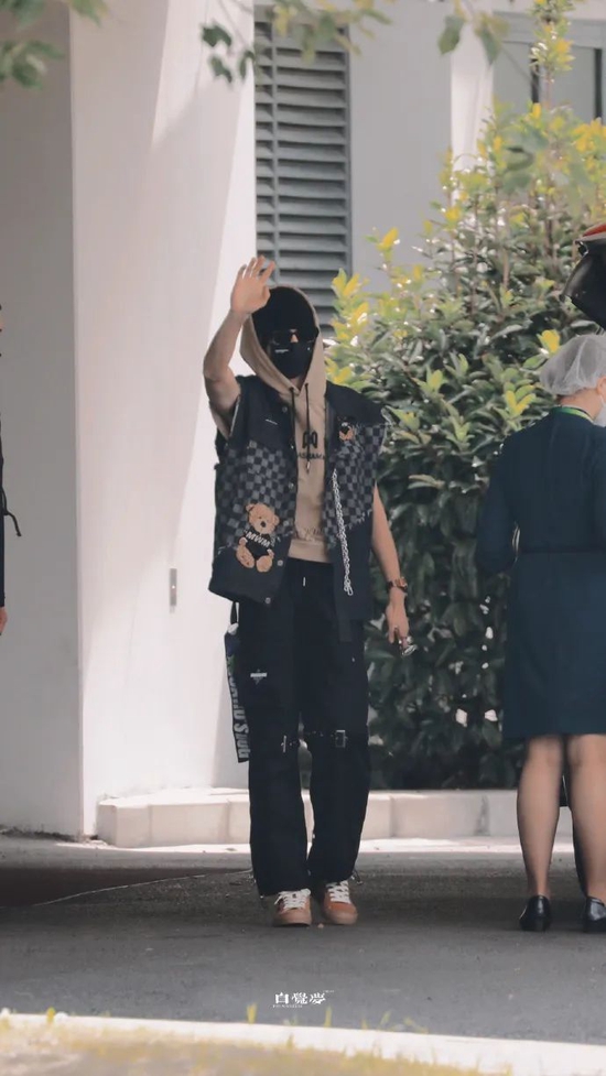 入秋穿搭牛仔马甲,适合秋日穿搭的马甲