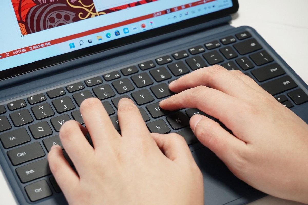 华为matebooke二合一深度评测,华为matebooke全系列售价