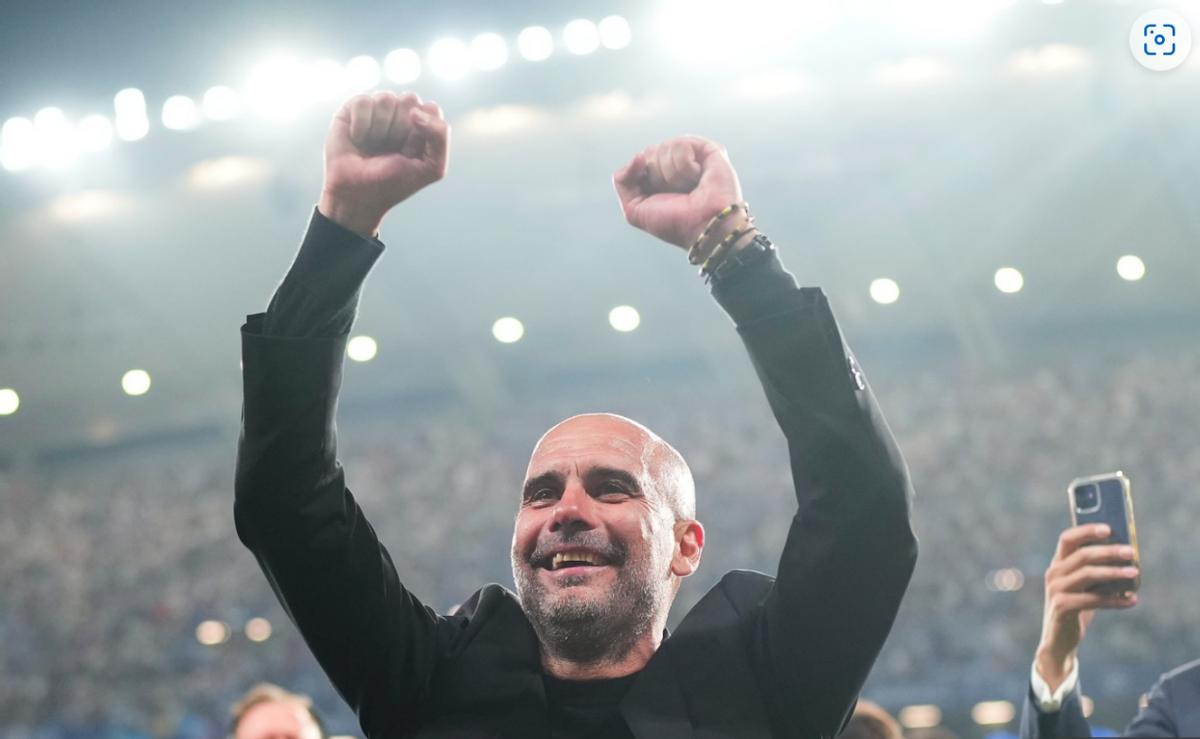 曼城夺得英超冠军仪式,曼城问鼎冠军