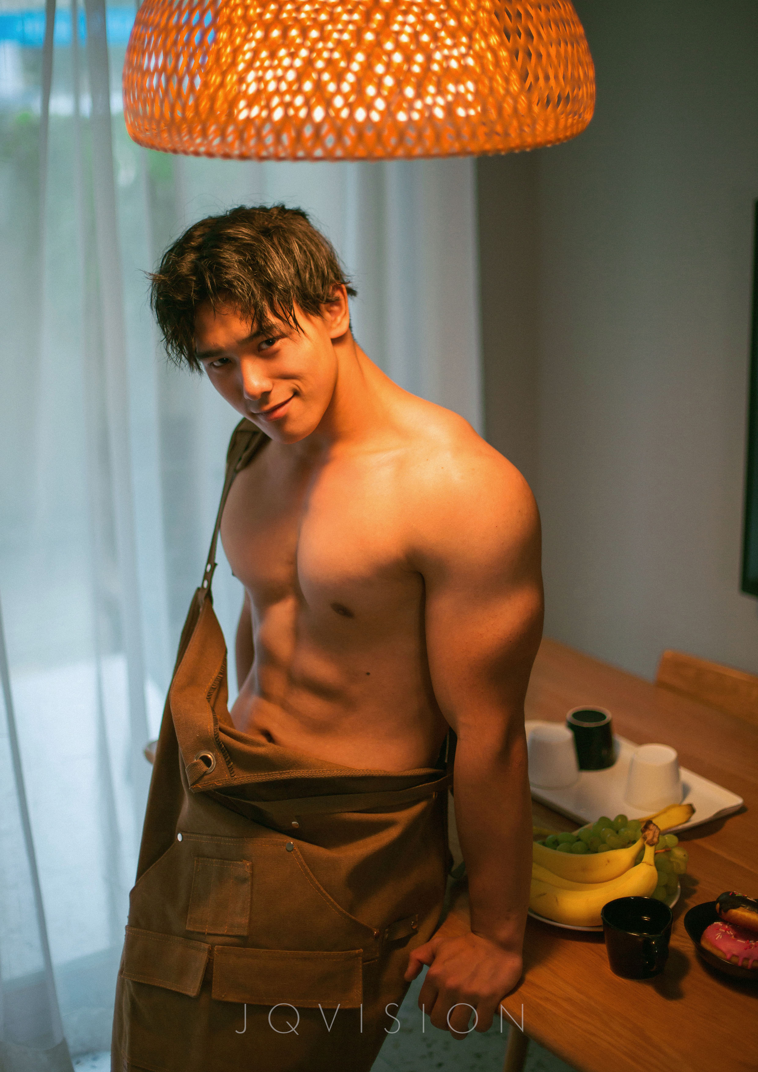 小励律曾浩然：肉球变型男