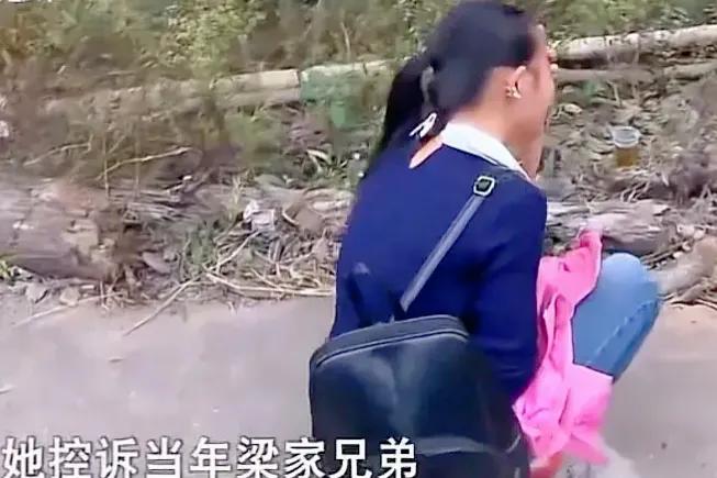 八旬绝症婆婆急需救命钱，儿媳扣下39万*迁拆**款，背后原因令人心酸