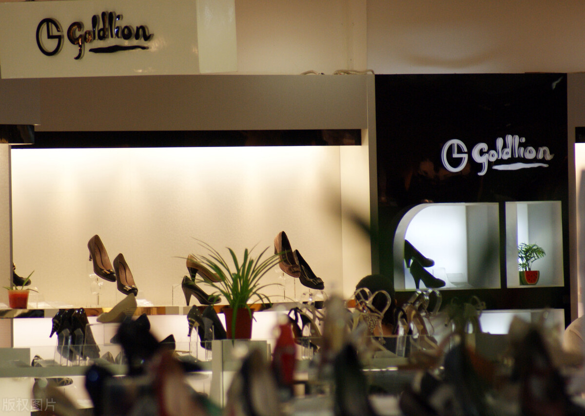 30多岁穿什么男鞋品牌,中年男士穿什么样的鞋好