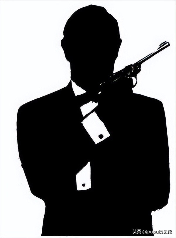 日本间谍当上黑老大,日本间谍在八路里当首长第一集