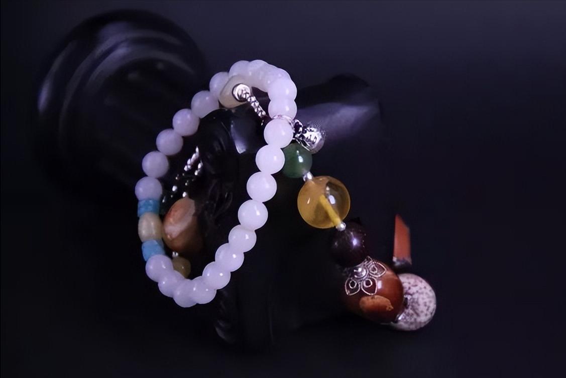 琥珀蜜蜡真的好看吗,明星谈琥珀蜜蜡