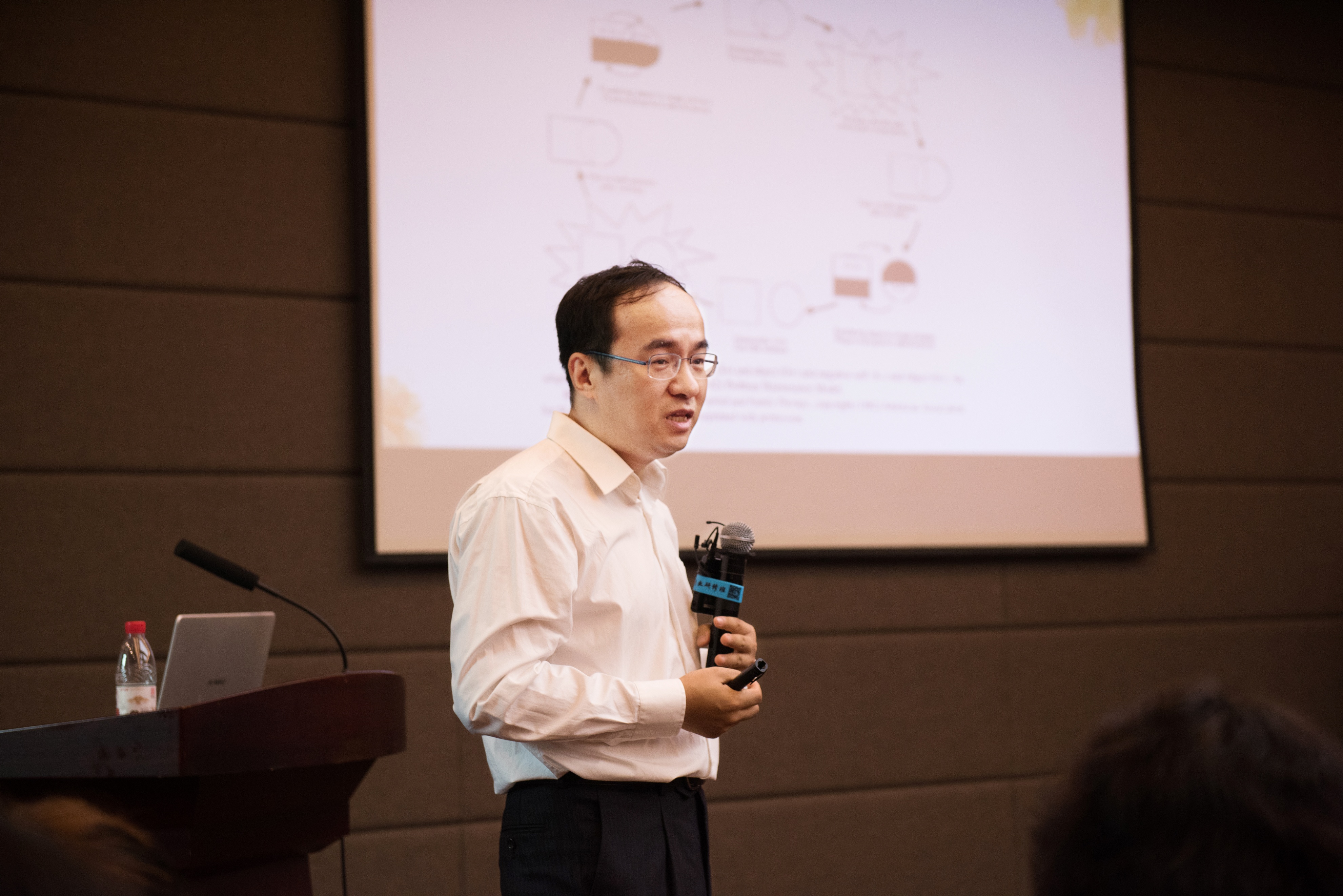 如何快速解决男的出轨还不离婚,不离婚惩罚男人出轨的最好办法