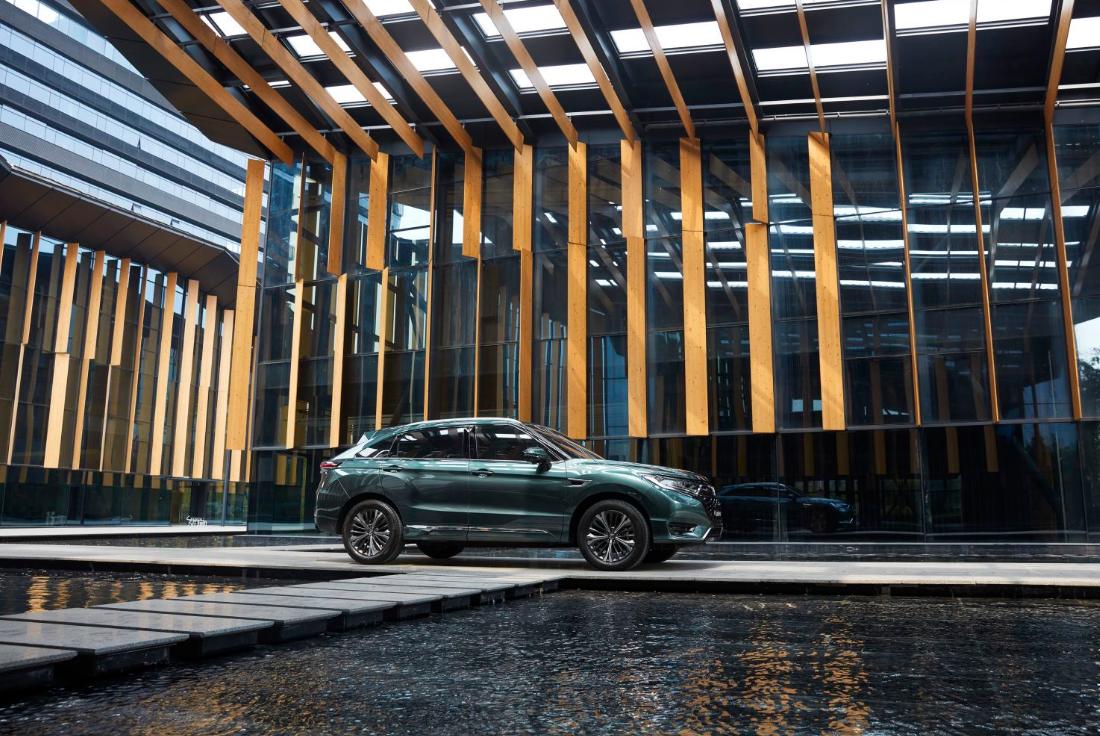 本田ur-v油电混合suv,最新款本田ur-v