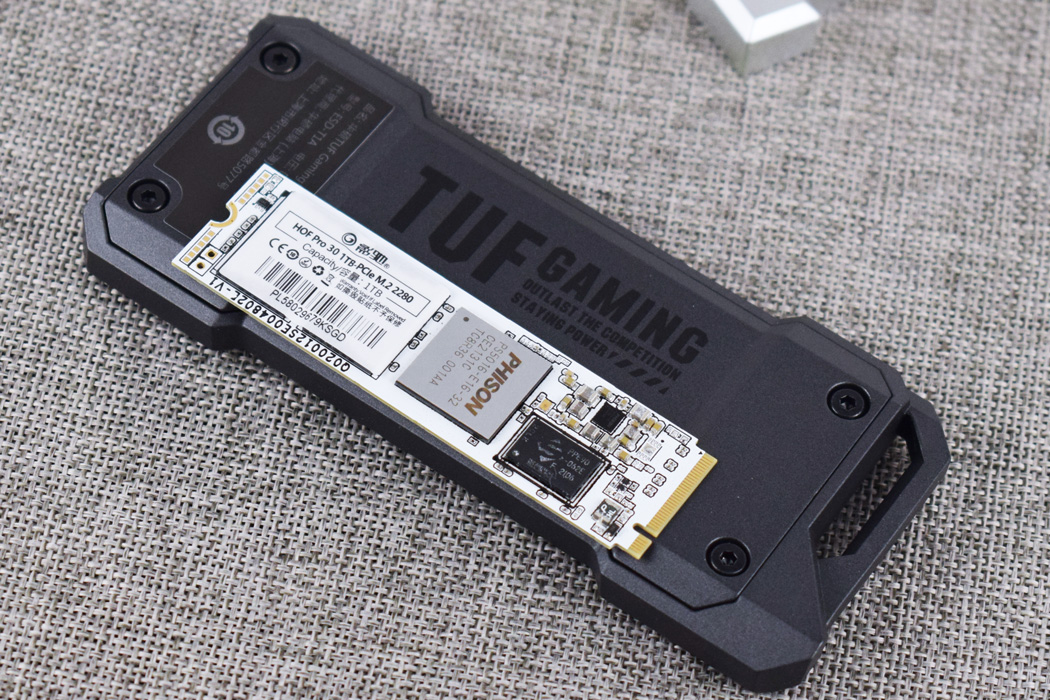 华硕tuf铠甲硬盘盒开箱,华硕tufgaming铠甲硬盘盒容量