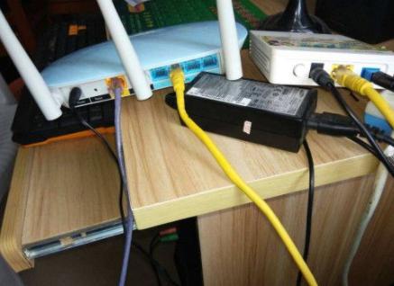 家里路由器无法连接找哪里解决,家里无线网突然连接不上怎么办