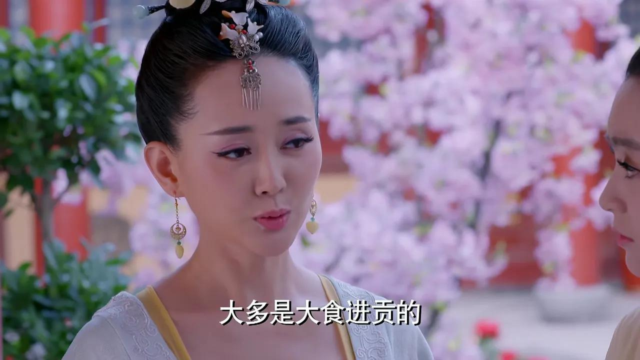 武后惊愕：是可忍孰不可忍，与外婆*伦乱**，*暴强**太子之妻，乱刀分尸