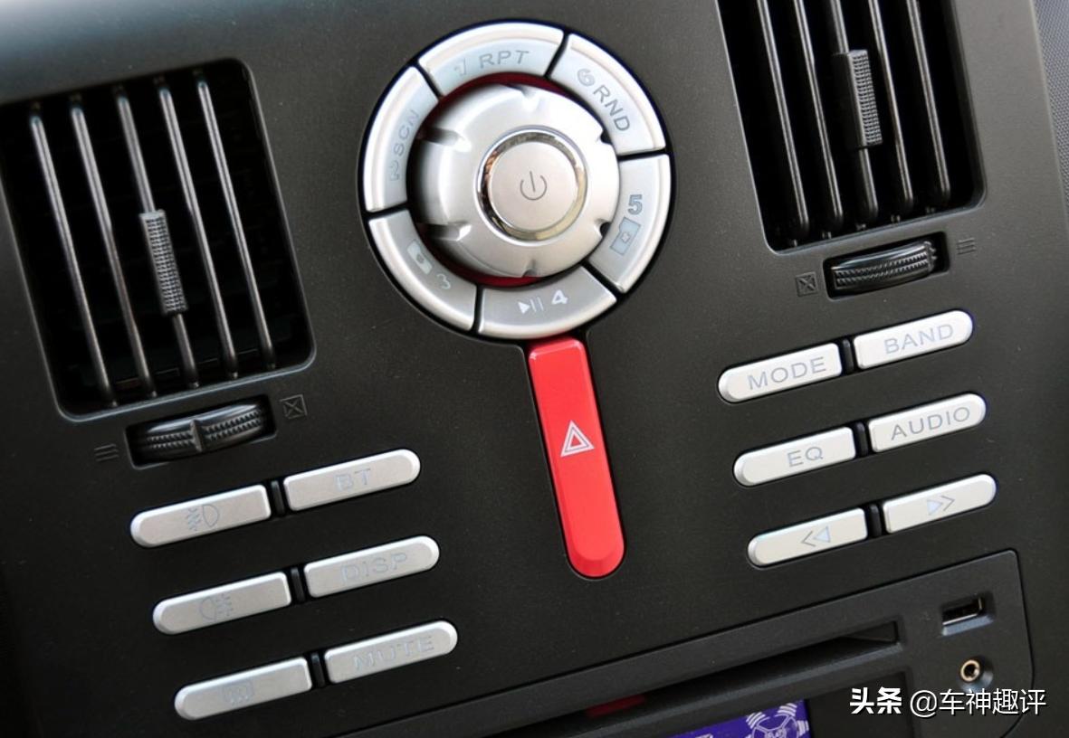 猎豹cs7的内部配置都咋样,猎豹cs7艺术版