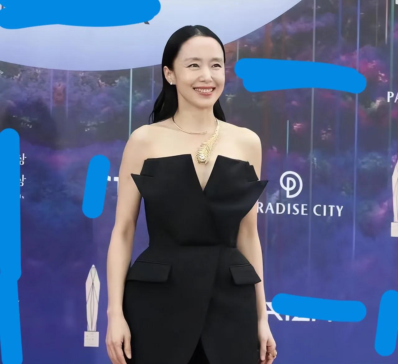 汤唯宋慧乔韩国颁奖典礼,韩国晚会汤唯