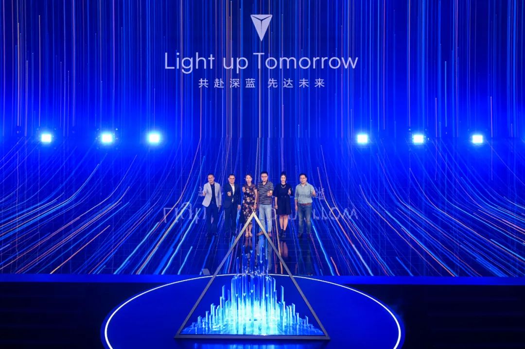 深蓝要让“平权理念”更深入人心