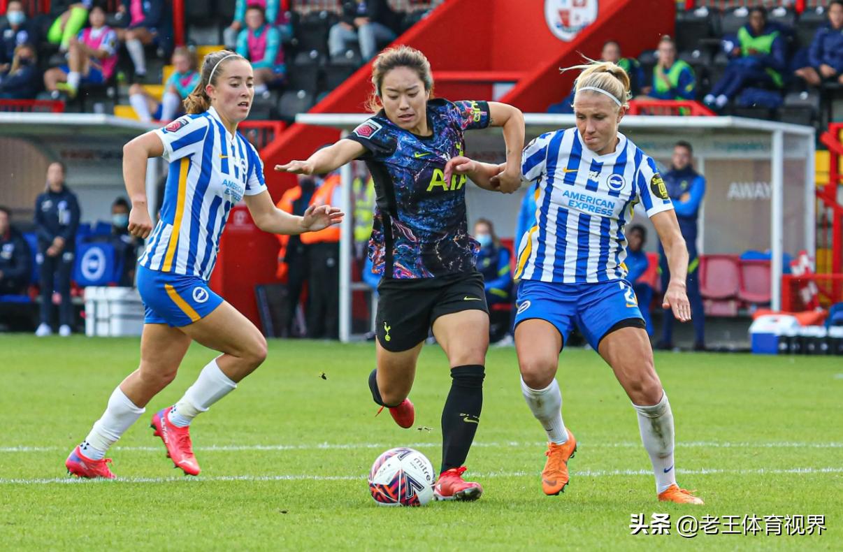 4位女足留洋球员站稳脚跟，男足收获武磊接班人和国产克鲁伊夫？